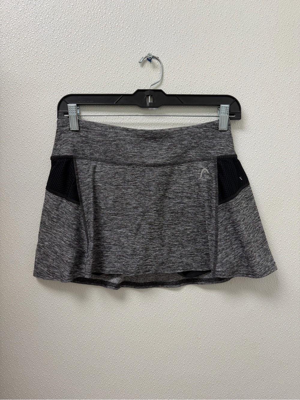 Head Heather Gray Athletic Top with Printed Logo